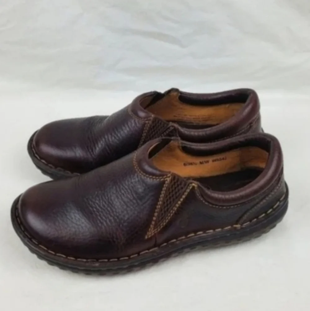 Born brown leather flat loafers Size 6/36.5